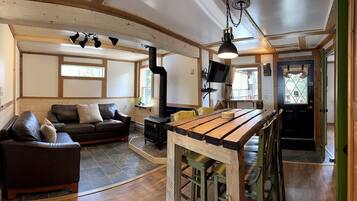 TV, fireplace, DVD player, stereo