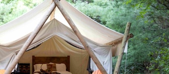 Beautiful Ontario Glamping Tent Along Lynn River