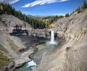 Miscellaneous - Secluded Cabin Rental for Romantic Weekends Away in Nordegg, Alberta (Nordegg)