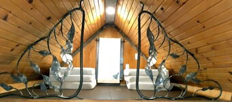 Cardinal's Inn Cabin Rental in Nova Scotia