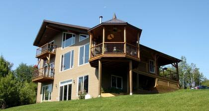 Riverfront Bed and Breakfast Suite in New Brunswick, Canada