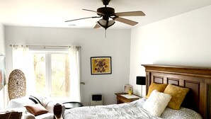 4 bedrooms, WiFi, bed sheets