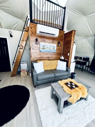 Nova Scotia Dome with Private Hot Tub for Relaxing Retreats in Antigonish, Canada