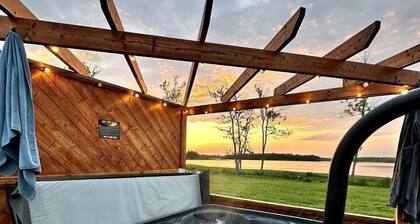 Nova Scotia Dome with Private Hot Tub for Relaxing Retreats in Antigonish, Canada
