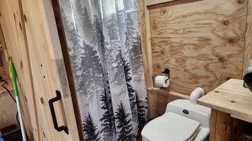 Toallas y papel de baño