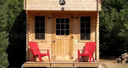 Ontario Glamping Cabin, Perfect for Discovering Port Dover