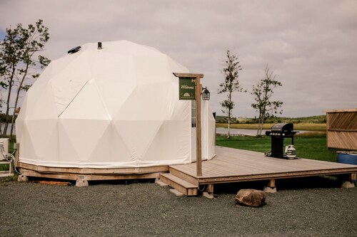 Cozy Dome Rental in Canada, for Romantic Weekends in Nature in Nova Scotia