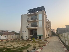 Exterior - Agastya Resort (Sitapur)