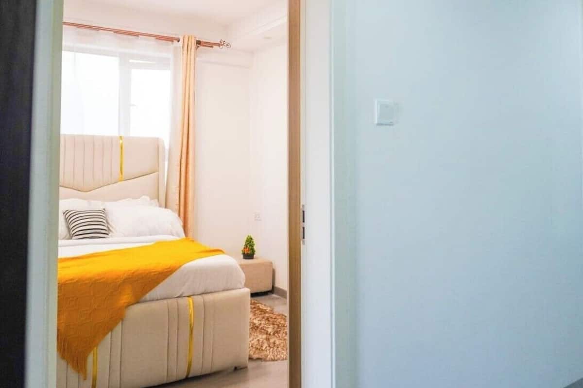 디럭스 아파트, 발코니, 시내 전망 | 책상, 노트북 작업 공간, 다리미/다리미판, 무료 WiFi