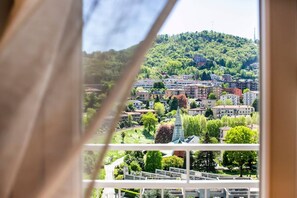 Interior - In the Como Borghi district (10 Floor Flat) (Como)