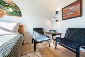 Interior - Apartment 'Schicke Kleine Bude' with Shared Garden and Wi-Fi (Neuenkirchen)
