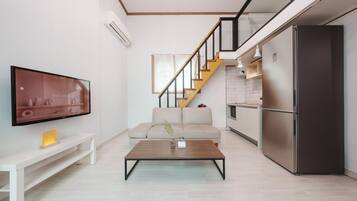 Basic Room, 1 Bedroom (T Building Room 204 (Side Ocean View)) | 1 bedroom, free WiFi