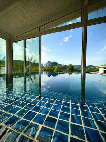 Outdoor pool. Hotel Zouk