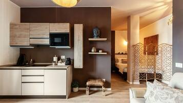 2 bedrooms, iron/ironing board, WiFi (free), bed sheets