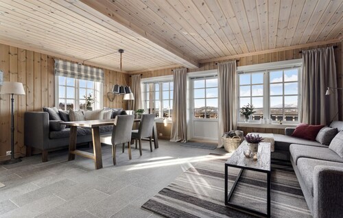 Cozy home in Rauland with sauna