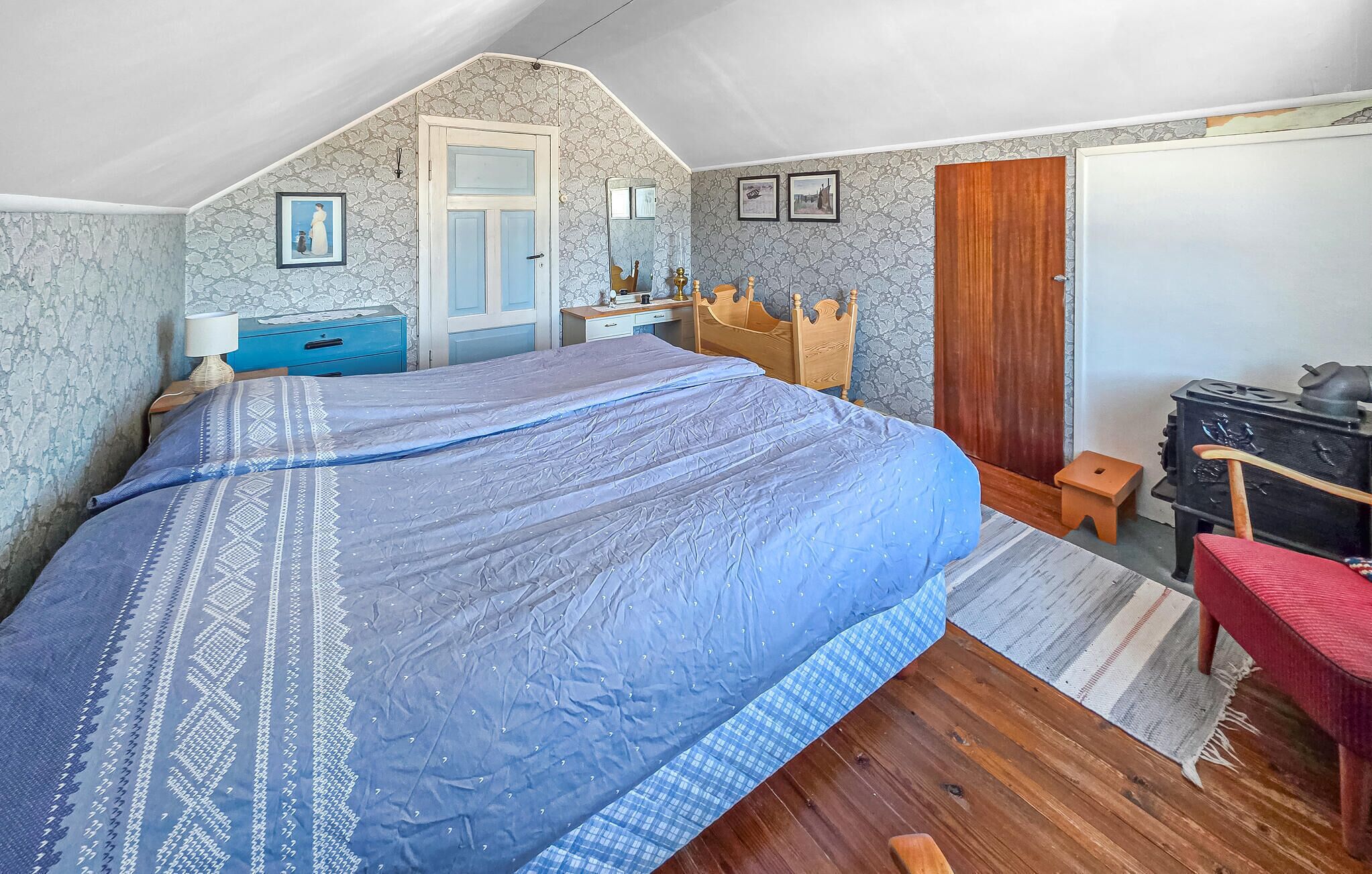 4 Schlafzimmer, Reisekinderbett, kostenloses WLAN