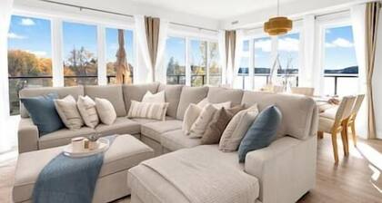 Lakeside Beach Spa Getaway w/ Sauna