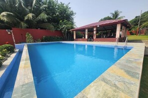 Pool - Villa Azure - Haven of peace with private pool and lagoon view (Assouindé)