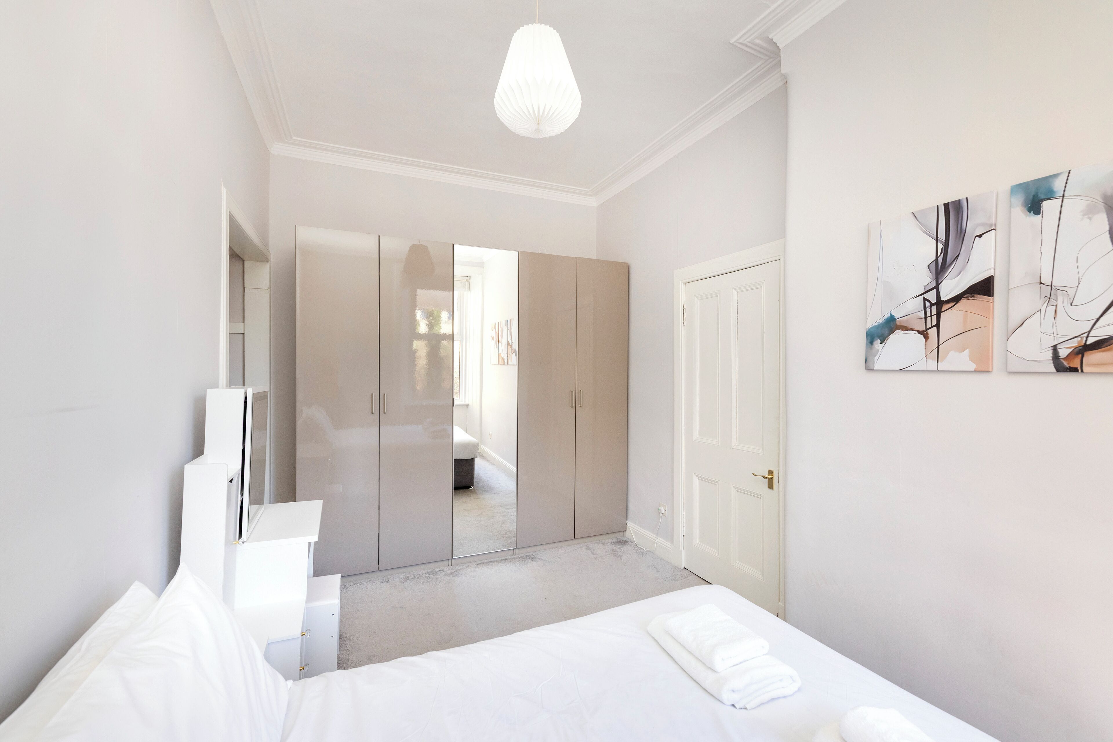 Apartment | Desk, laptop workspace, blackout curtains, free WiFi
