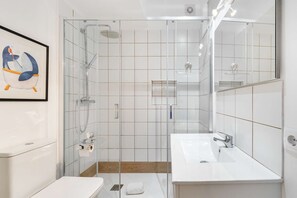 Hair dryer - Porto Bonfim Retreat — Modern & Comfortable (Porto)