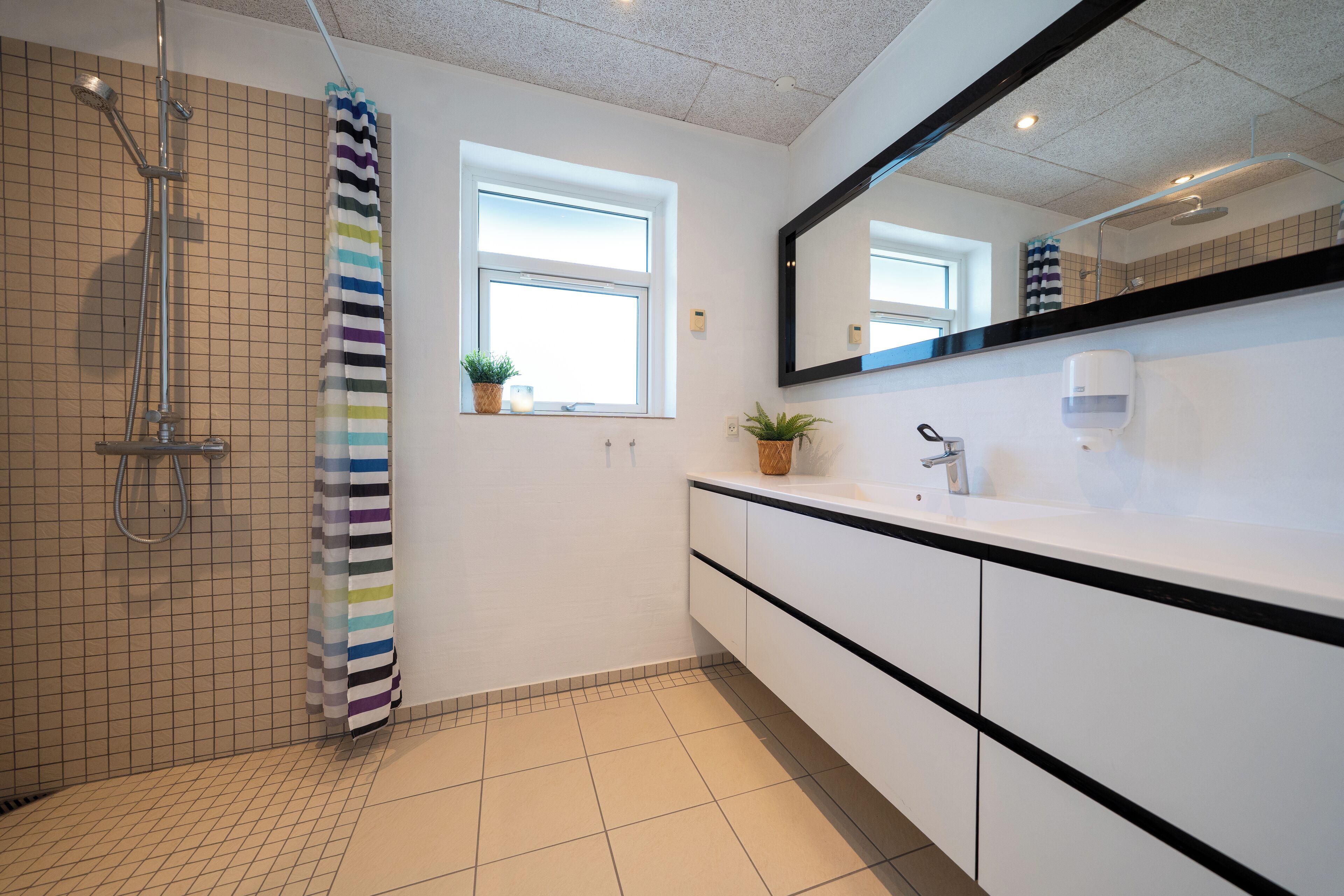 Cottage, 5 Bedrooms, Pets Allowed, Garden Area | Bathroom