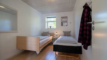 Ferienhaus, 5 Schlafzimmer, Haustiere gestattet, zum Garten hin | Kostenloses WLAN