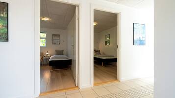 Cottage, 5 Bedrooms, Pets Allowed, Garden Area | Free WiFi