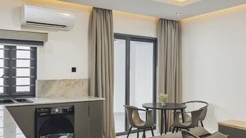 Economy Apartment, Balcony, City View | Interior