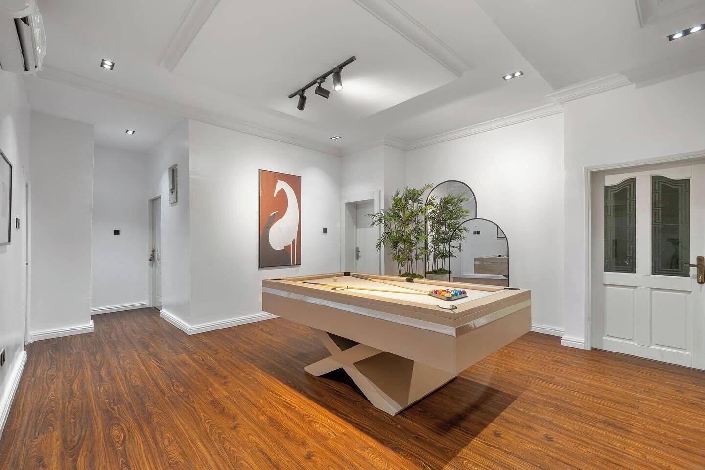 Economy Apartment, Balcony, City View | Bilik permainan