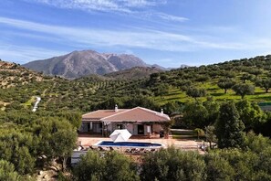 Exterior - Casa De La Colina: luxury villa Costa Del Sol (Alcaucín)