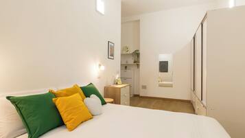 Standard Apartment, Balcony | Iron/ironing board, free WiFi