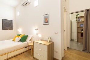 Standard Apartment, Balcony - notaMI - Welcome Darsena (Milan)