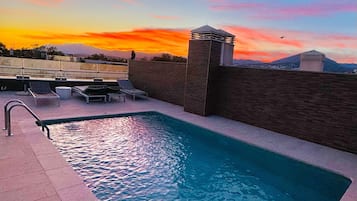 Indoor pool, outdoor pool