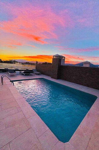 Beachfront duplex penthouse with private pool, 5' from Puerto Banus