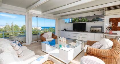 Beachfront duplex penthouse with private pool, 5' from Puerto Banus