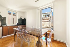 Dining - Casa Colonna, a Burghesius home (Roma)