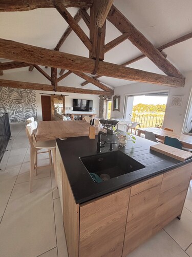 Domaine de Charme - 3 Chambres - 9 écluses-