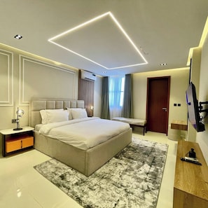 Comfort Apartment, Balcony, City View | In-room safe, desk, laptop workspace, blackout drapes - Pimpmyhome Residence (Lagos)