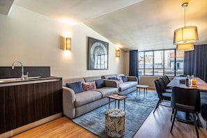 TV - 135 - Urban Apartment in Center of Paris (París)
