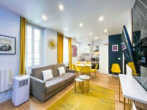 TV - 158 - Urban Louis Flat in Montorgueil (París)