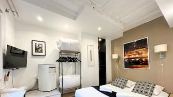 Fer et planche Ă repasser, Wi-Fi gratuit, draps fournis