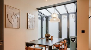 Dining - Urban Flat 170 - Appartement Amelot (París)
