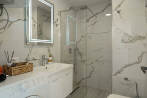 Hair dryer - Luxury  Duplex Sea View (Durrës)