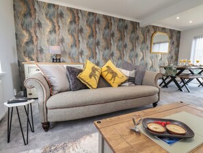 Living area - Sea View House (Redcar)