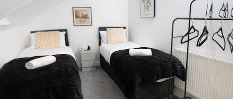 4 bedrooms, WiFi