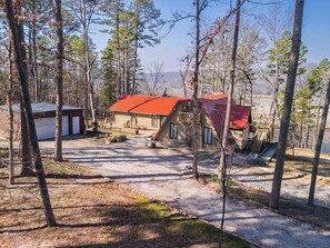 Exterior - White River Escape with BBQ & Private Backyard (Norfork)