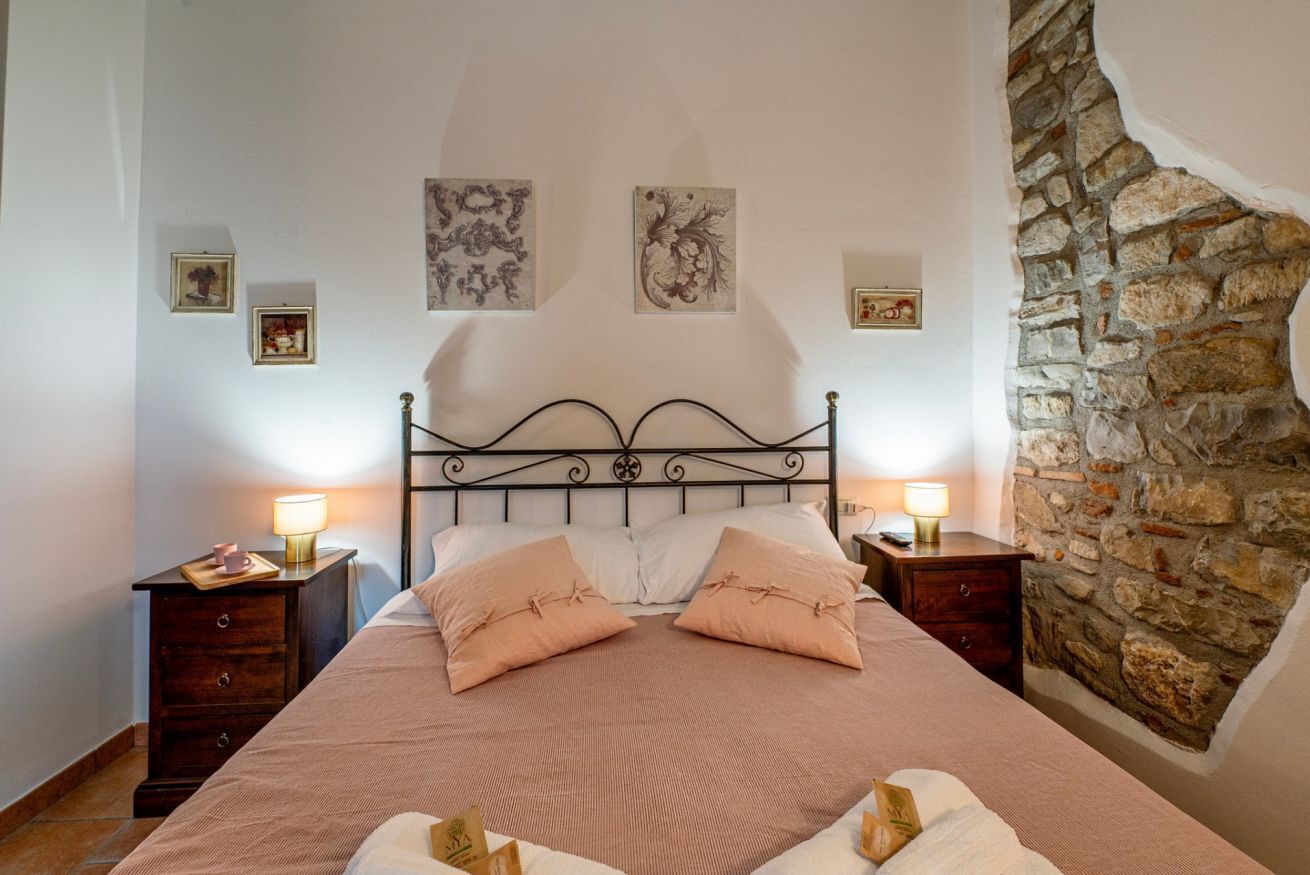 2 Schlafzimmer, Bügeleisen/Bügelbrett