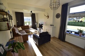 Nicht klassifiziertes Bild, 2 von 7, Schaltfläche