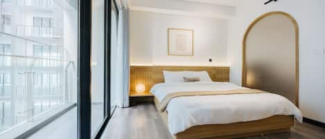 書桌、熨斗/熨衣板、免費無線上網