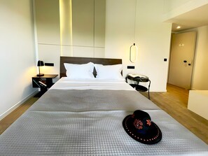 1 bedroom, iron/ironing board, WiFi, bed sheets - Art Studios Room 104, Apartment with Double Bed and Garden View, Gialova - Navarino (Gialova)
